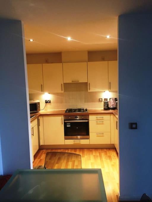 Апартаменты 1 Bedroom Flat Near Excel, O2, Canary Wharf -
